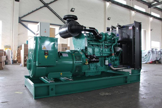 宣城320kw康明斯柴油发电车出租